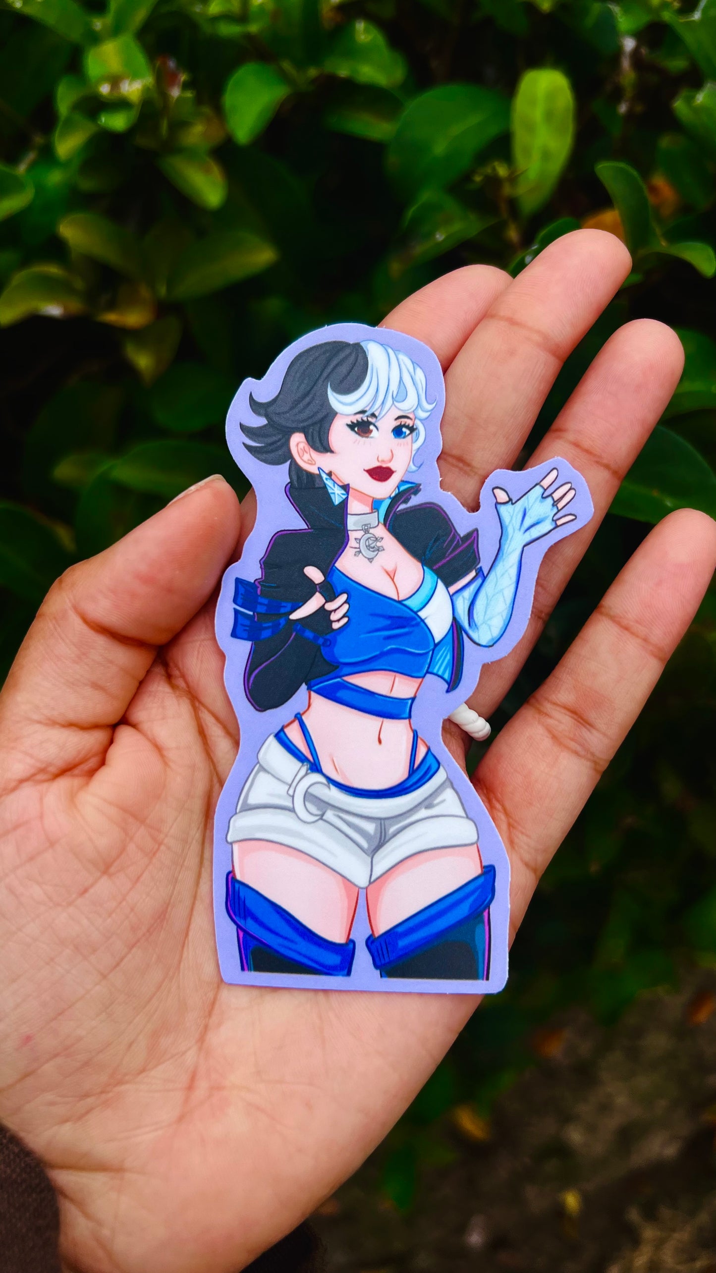 Luna S. Sticker